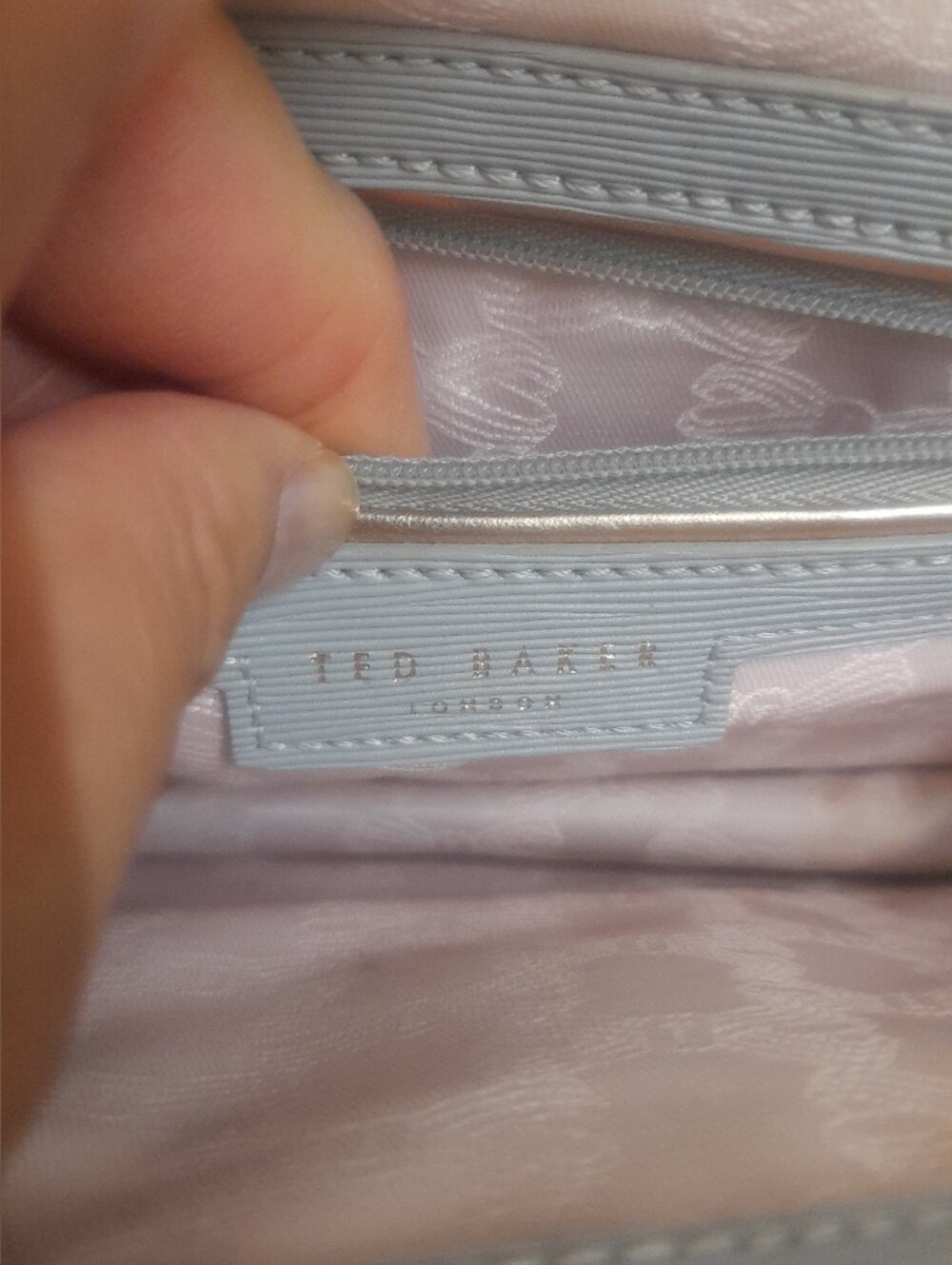 TED BAKER Bow Accent Gray Shoulder Bag with Rose Gold Chain - Picture 14 of 16